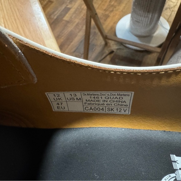 NWOT Dr. Martins Cream Leather Shoes main image 5